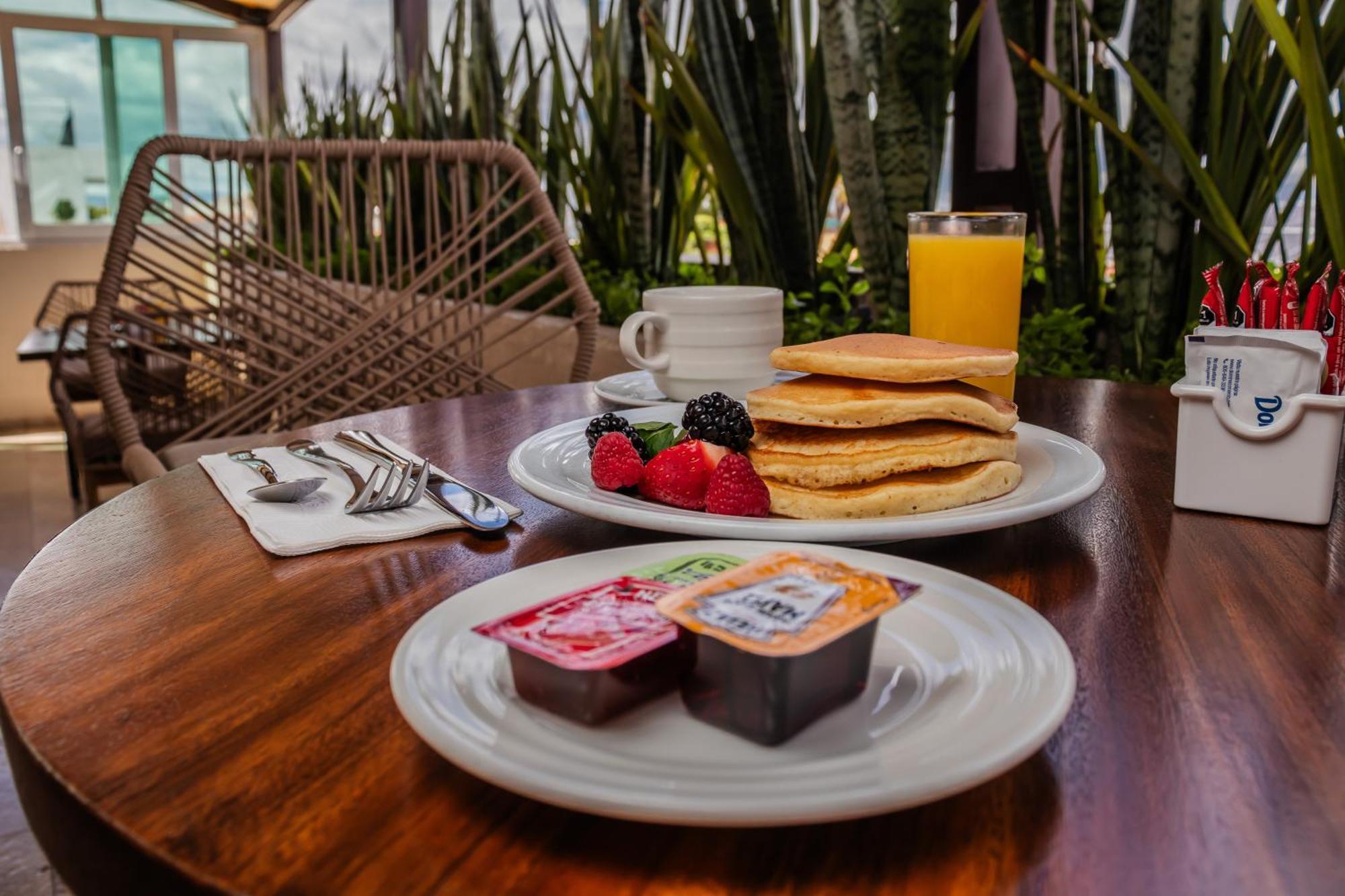 Hotel Zenith Tehuacán Extérieur photo